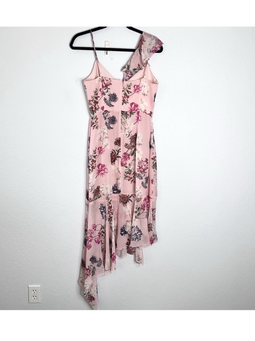 NICHOLAS Pink Floral One-Shoulder Asymmetric Midi Dress - Picture 4 of 10
